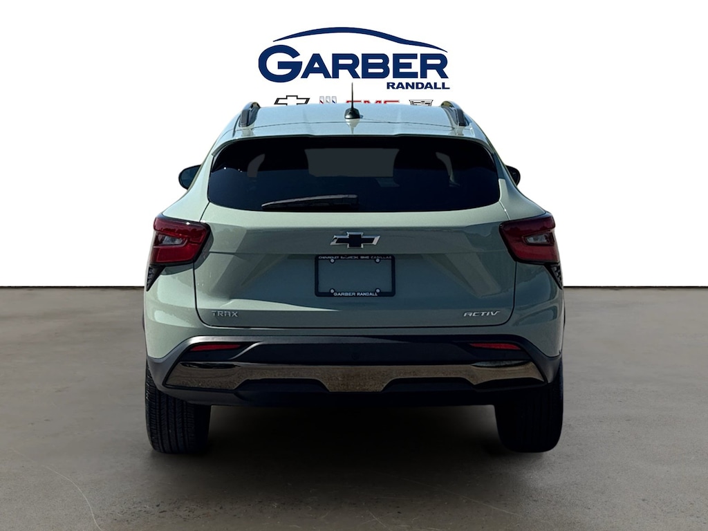 Used 2025 Chevrolet Trax Activ SUV