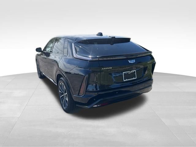 2025 Cadillac Lyriq Sport photo 3