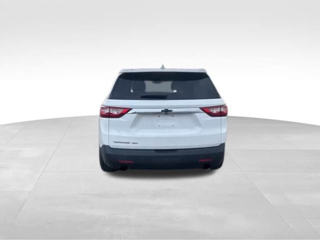 Used 2018 Chevrolet Traverse LS SUV