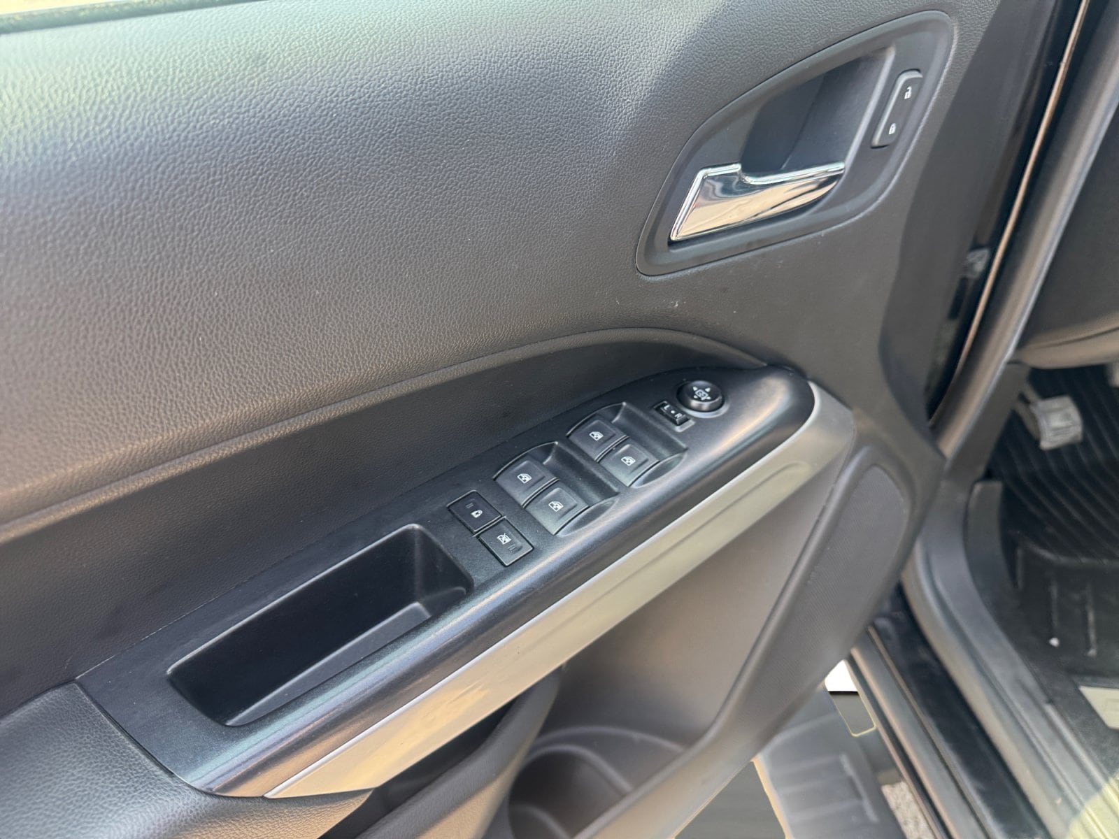 2019 Chevrolet Colorado LT - Photo 11