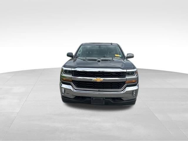 Used 2018 Chevrolet Silverado 1500 LT with VIN 2GCVKREC6J1106207 for sale in Canandaigua, NY