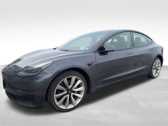 2022 Tesla Model 3 Long Range's photo