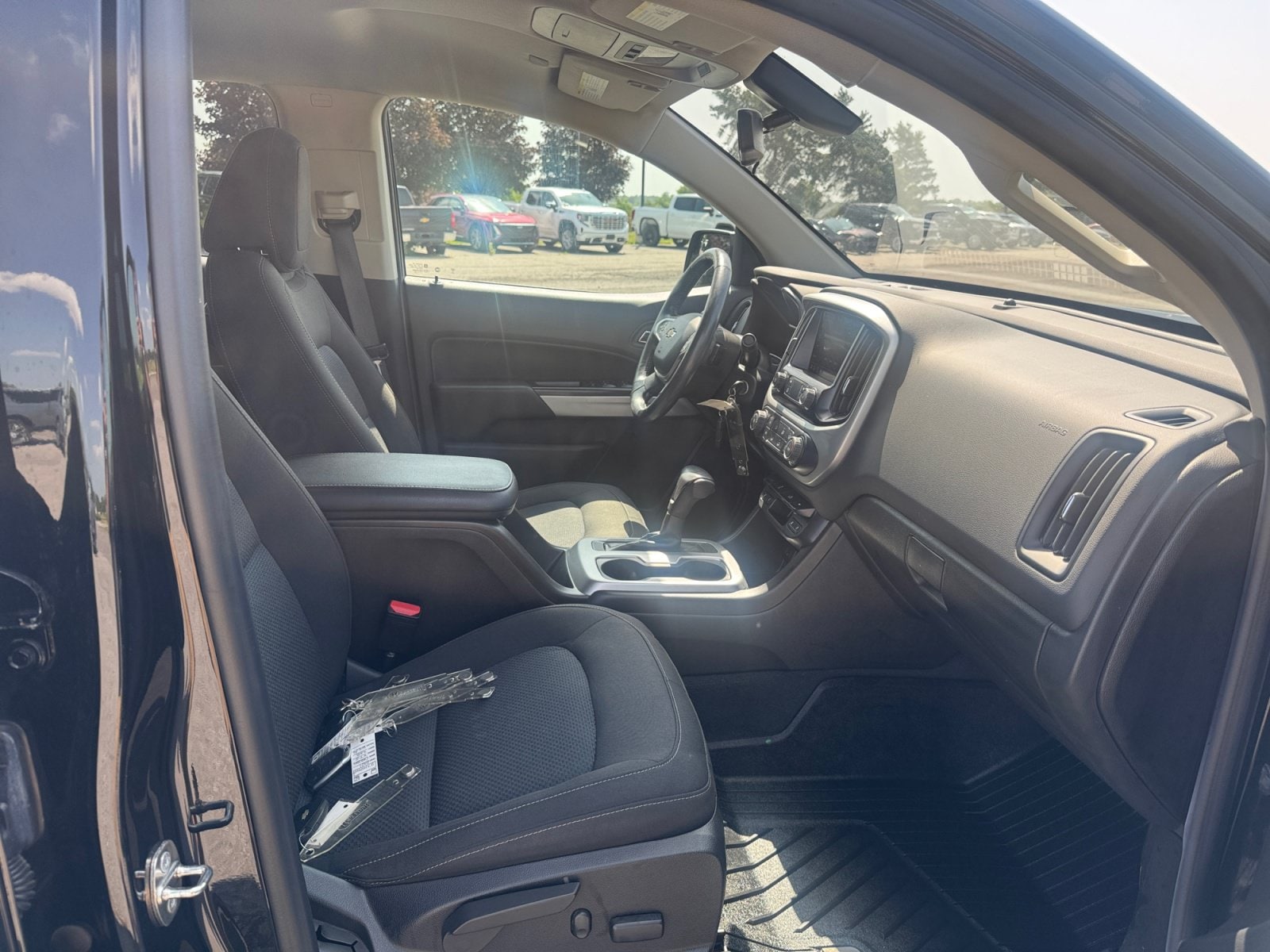 2019 Chevrolet Colorado LT - Photo 17
