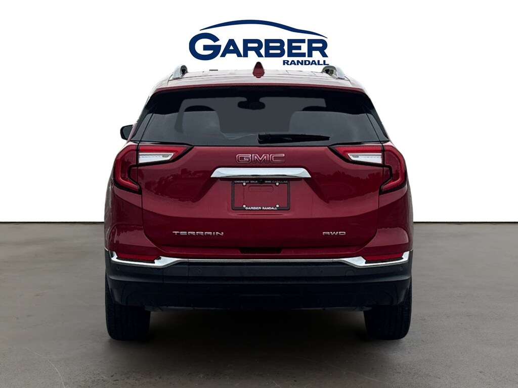Used 2024 GMC Terrain SLT SUV