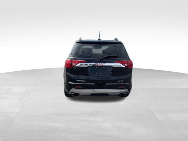 2019 Gmc Acadia Denali photo 2