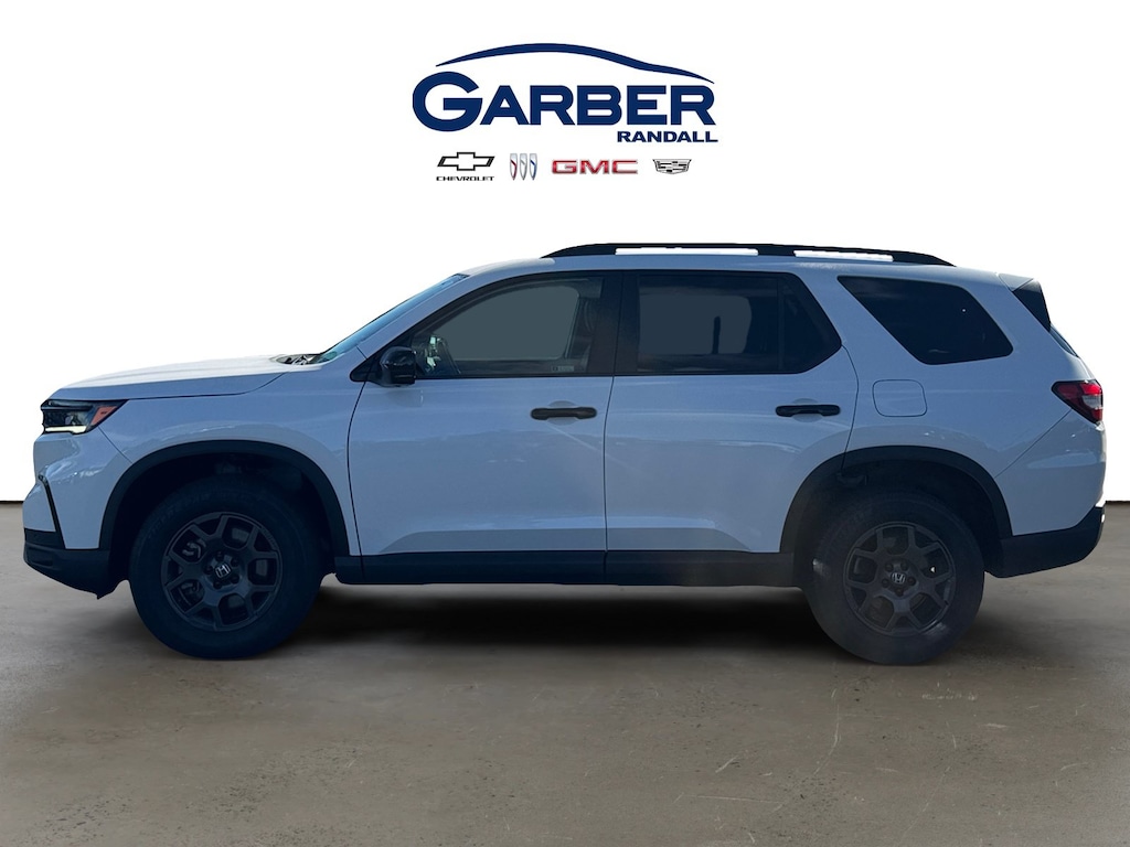 Used 2023 Honda Pilot AWD TrailSport SUV