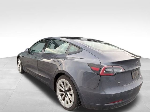2022 Tesla Model 3 Long Range photo 3