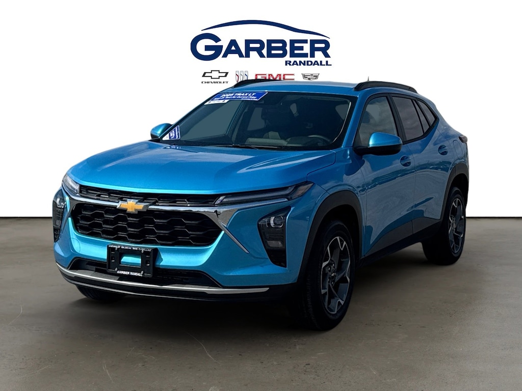 Used 2025 Chevrolet Trax LT SUV