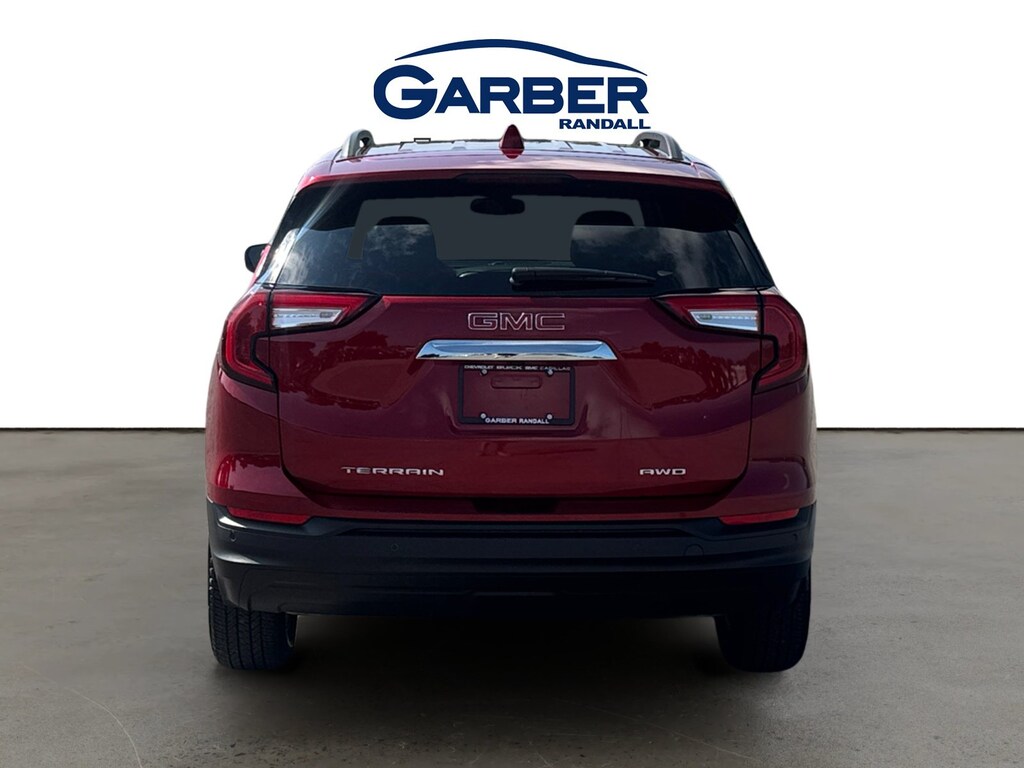 Used 2024 GMC Terrain SLE SUV