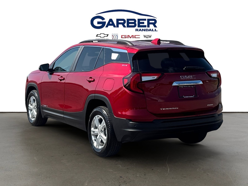 Used 2024 GMC Terrain SLE SUV