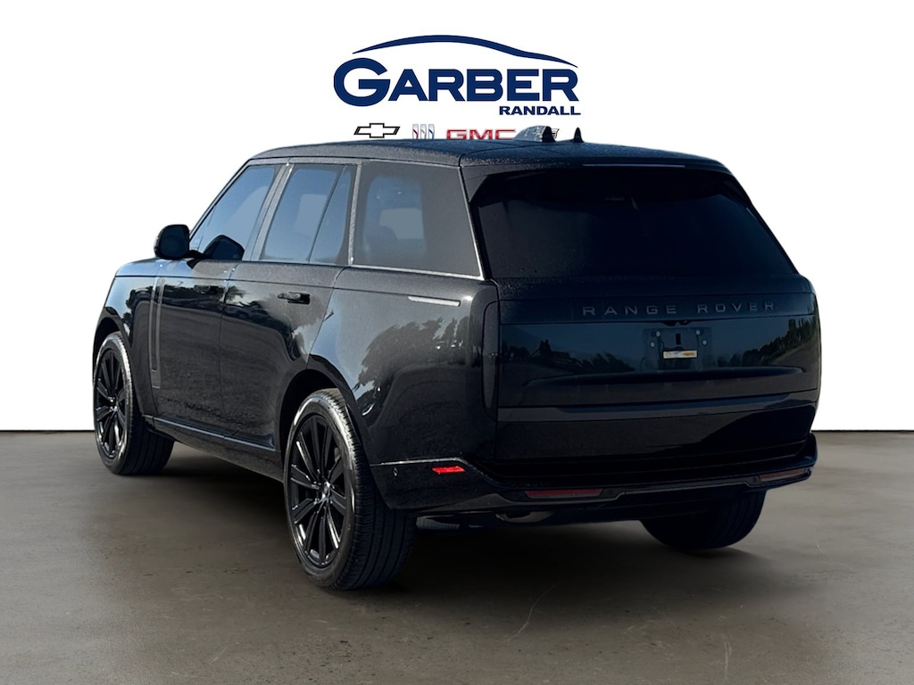 Used 2025 Land Rover Range Rover P400 SE SUV
