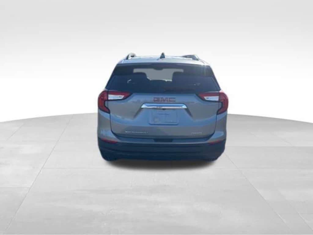 Used 2023 GMC Terrain SLE SUV