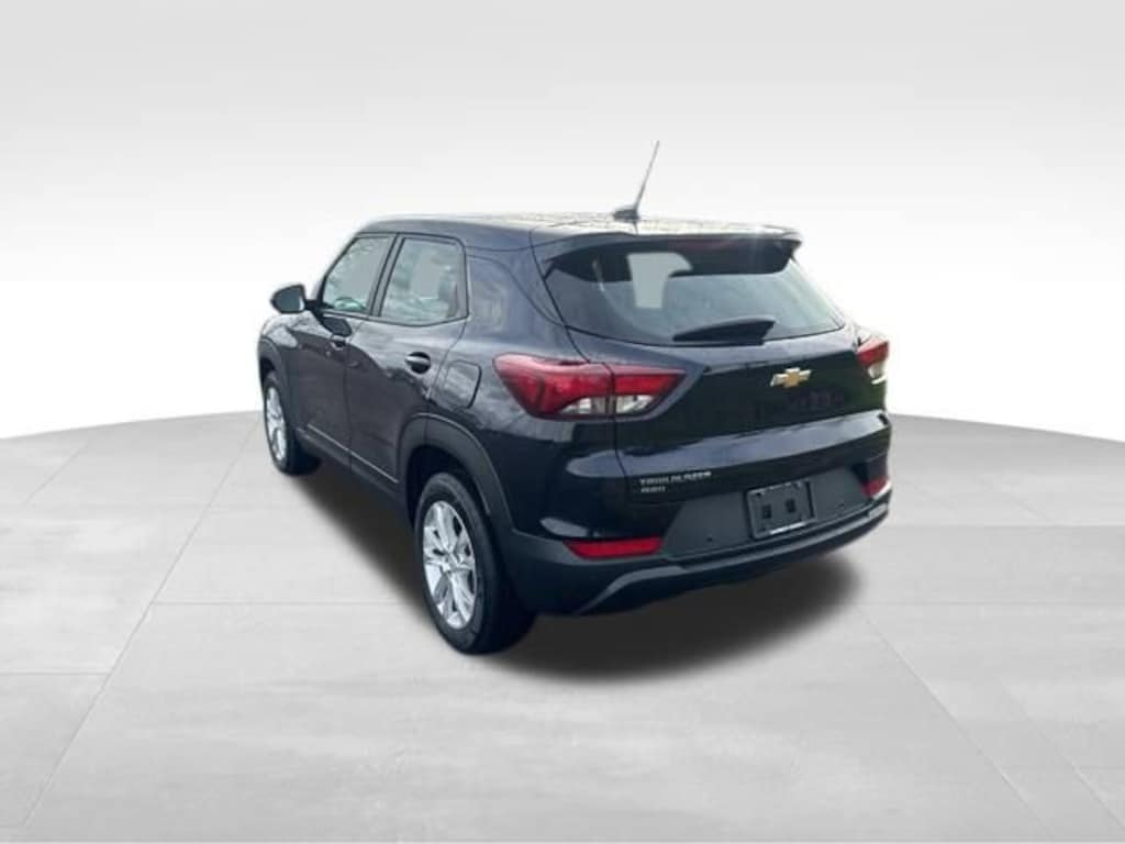 Used 2021 Chevrolet Trailblazer LS SUV