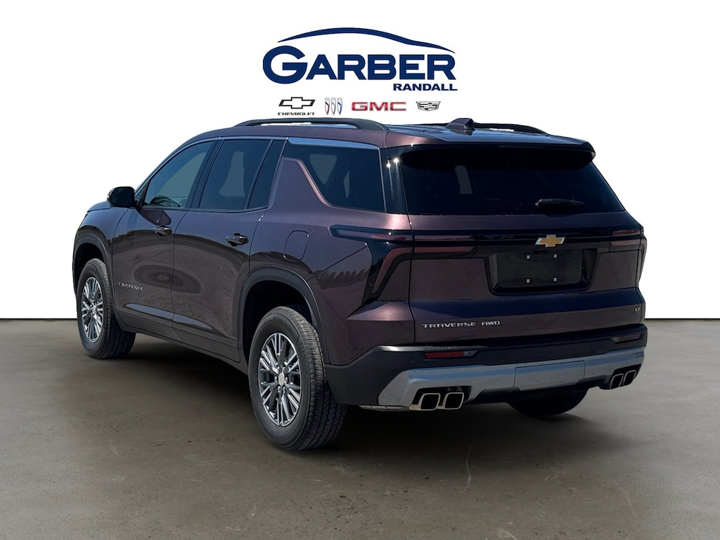 Used 2024 Chevrolet Traverse LT SUV