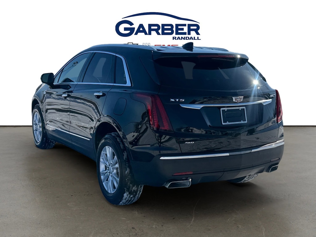 Used 2025 CADILLAC XT5 Luxury SUV