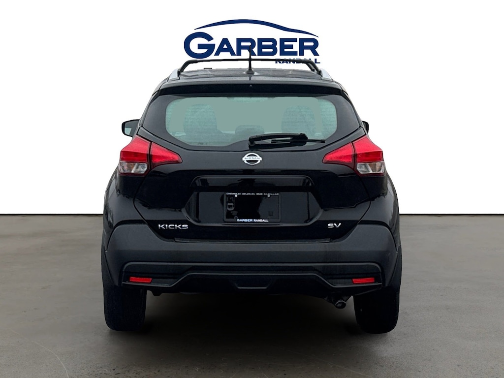 Used 2018 Nissan Kicks SV SUV