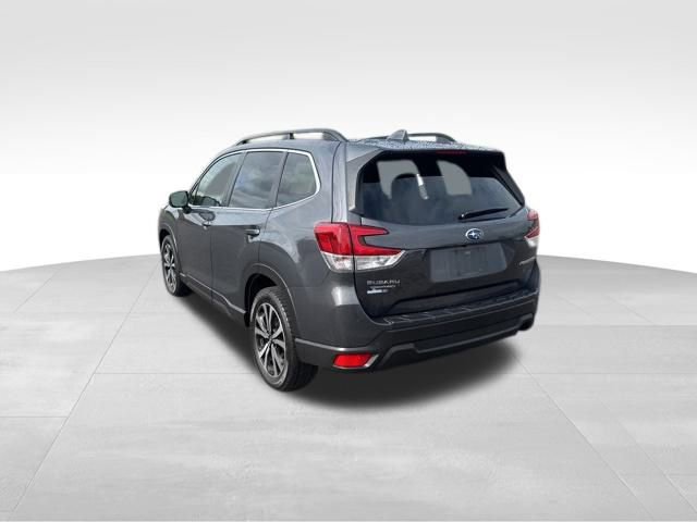 2021 Subaru Forester Limited photo 3