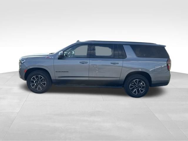 2021 Chevrolet Suburban Z71 photo 2