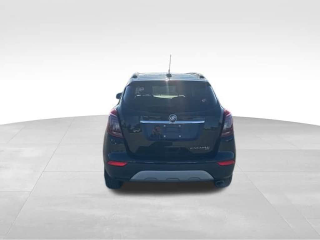 Used 2022 Buick Encore Preferred SUV