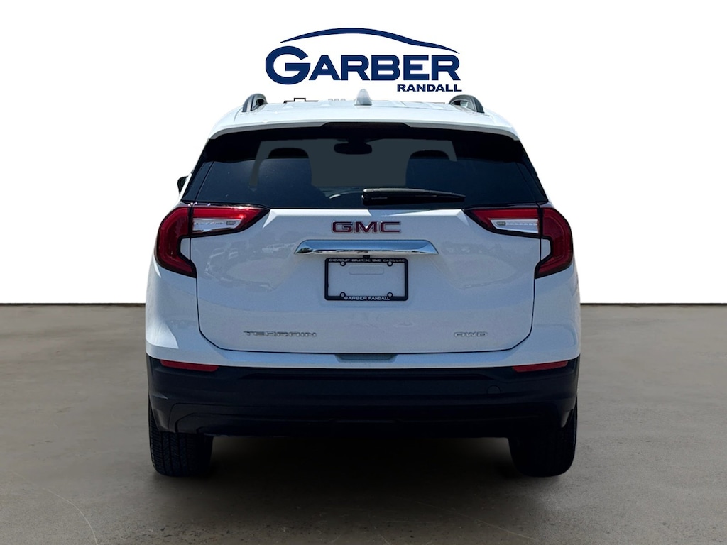 Used 2023 GMC Terrain SLE SUV