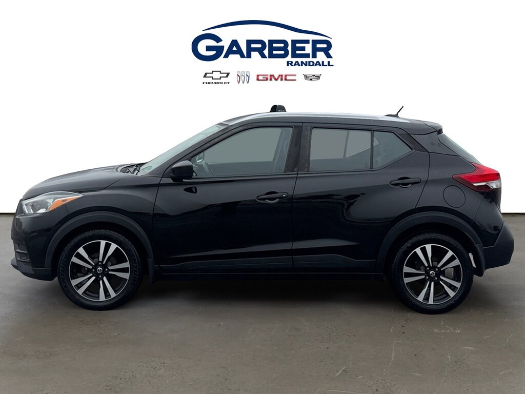 Used 2018 Nissan Kicks SV SUV