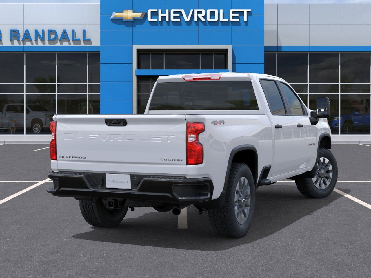 2026 Chevrolet Silverado 2500HD Custom photo 4