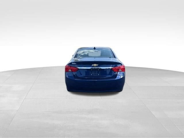 2014 Chevrolet Impala LS photo 4