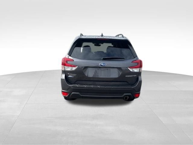 2021 Subaru Forester Limited photo 4