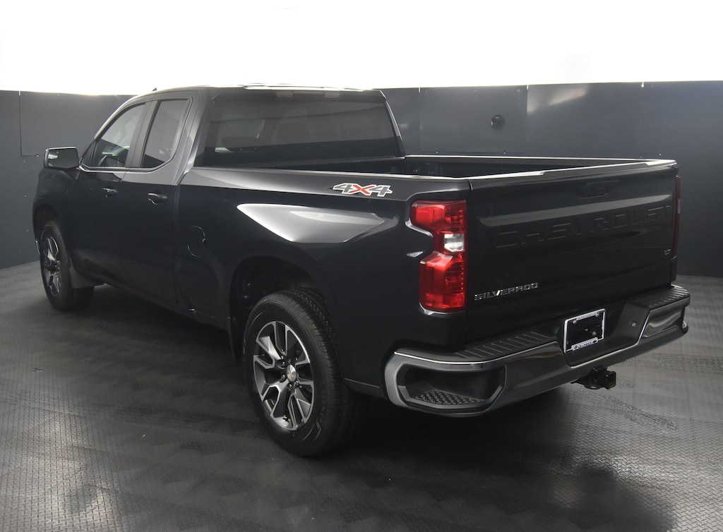 Used 2022 Chevrolet Silverado 1500 LT Truck Double Cab