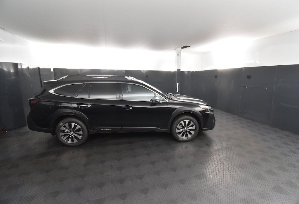 New 2025 Subaru Outback Touring XT SUV