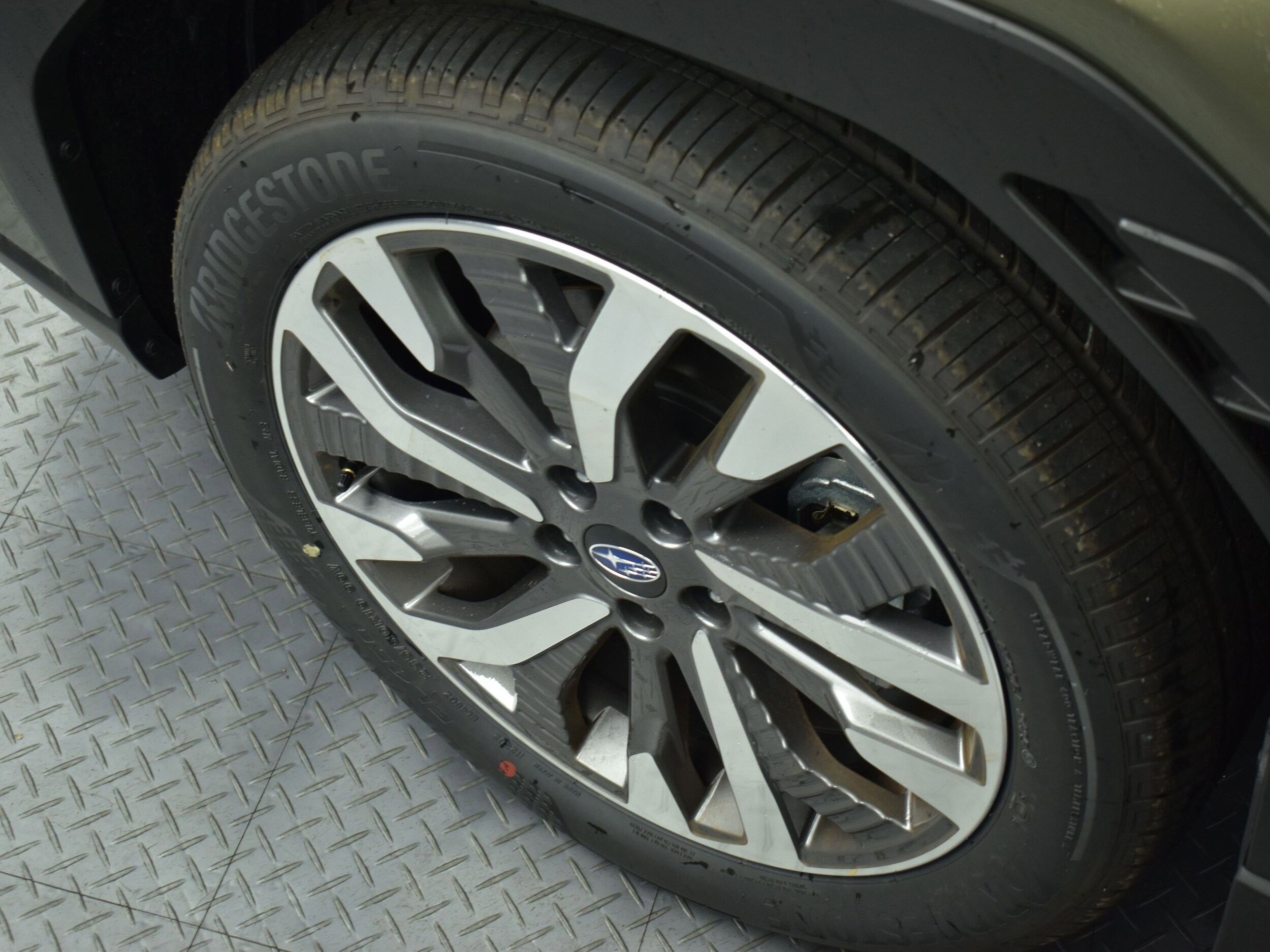 2025 Subaru Forester Touring - Photo 8