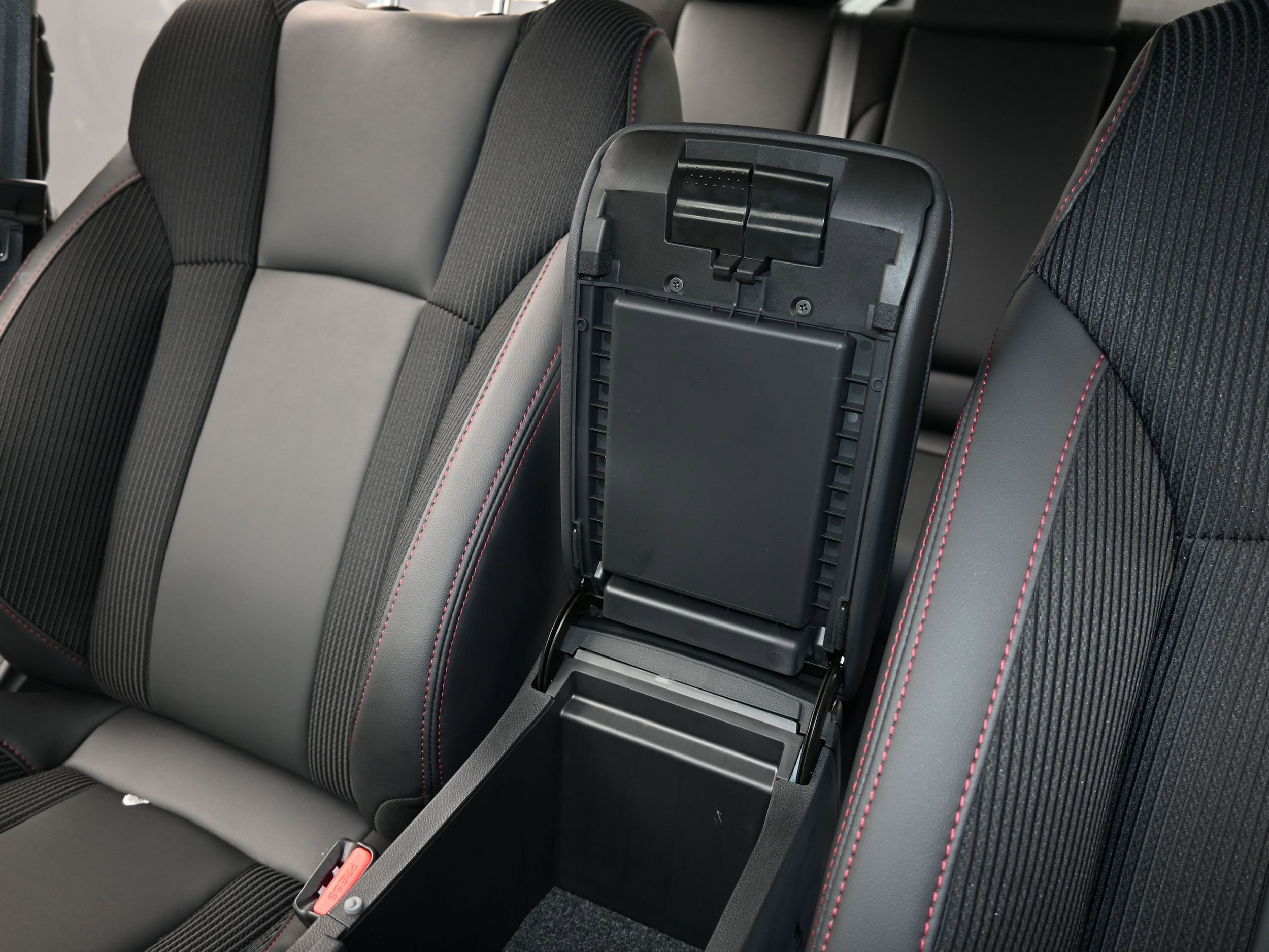 2025 Subaru Legacy Sport - Photo 33