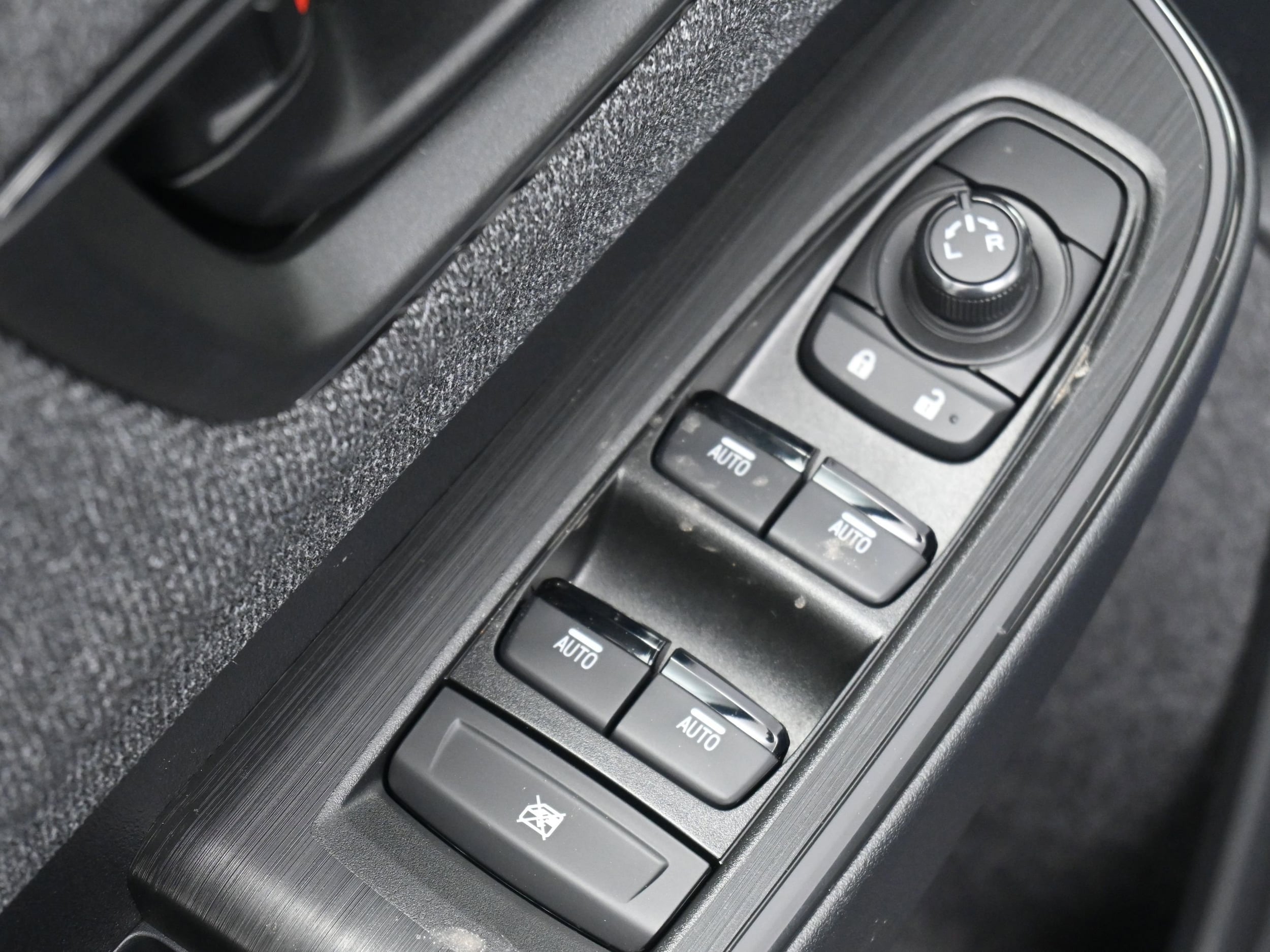2026 Subaru Outback Limited - Photo 19