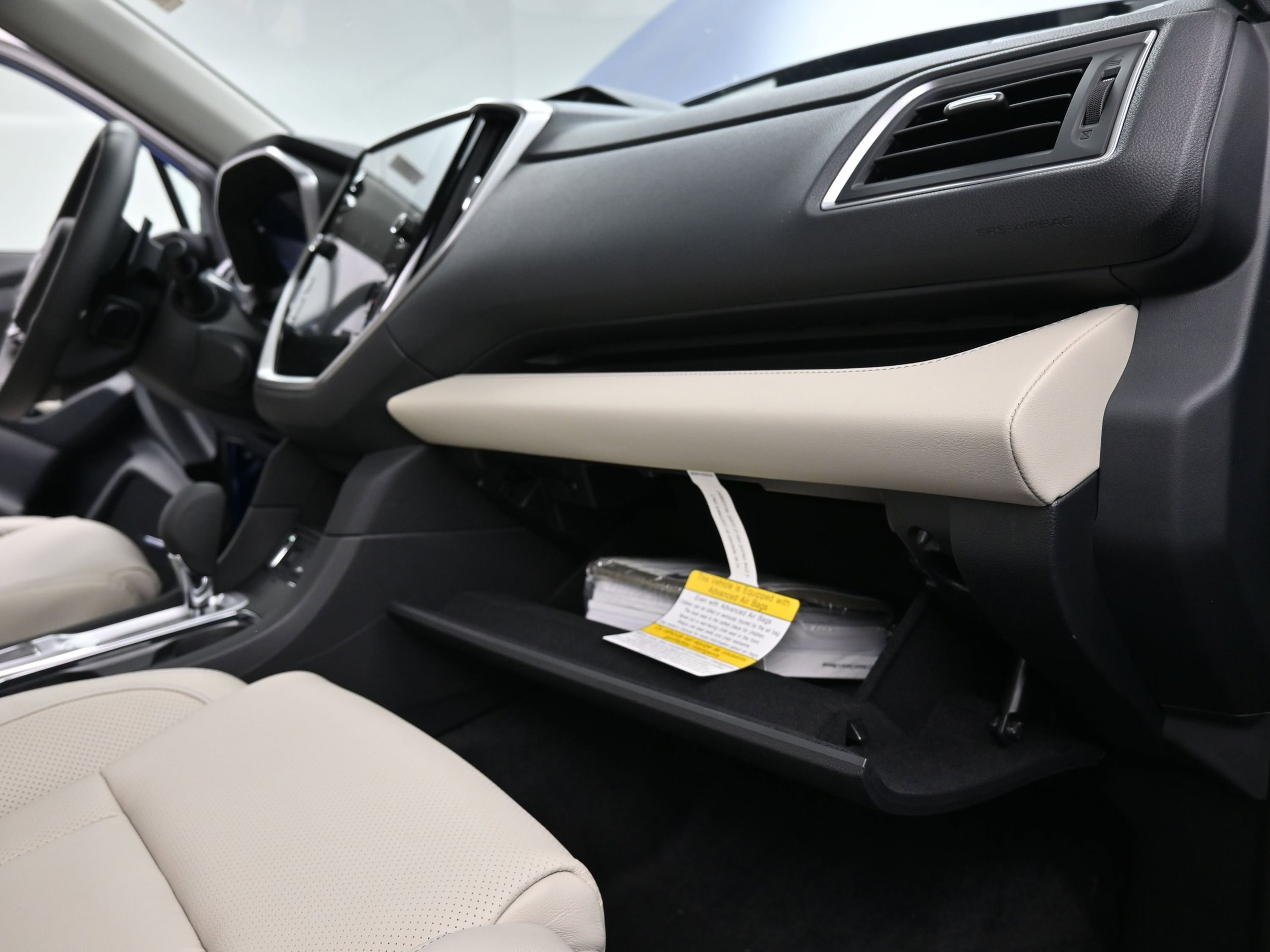 2026 Subaru Ascent Limited - Photo 19