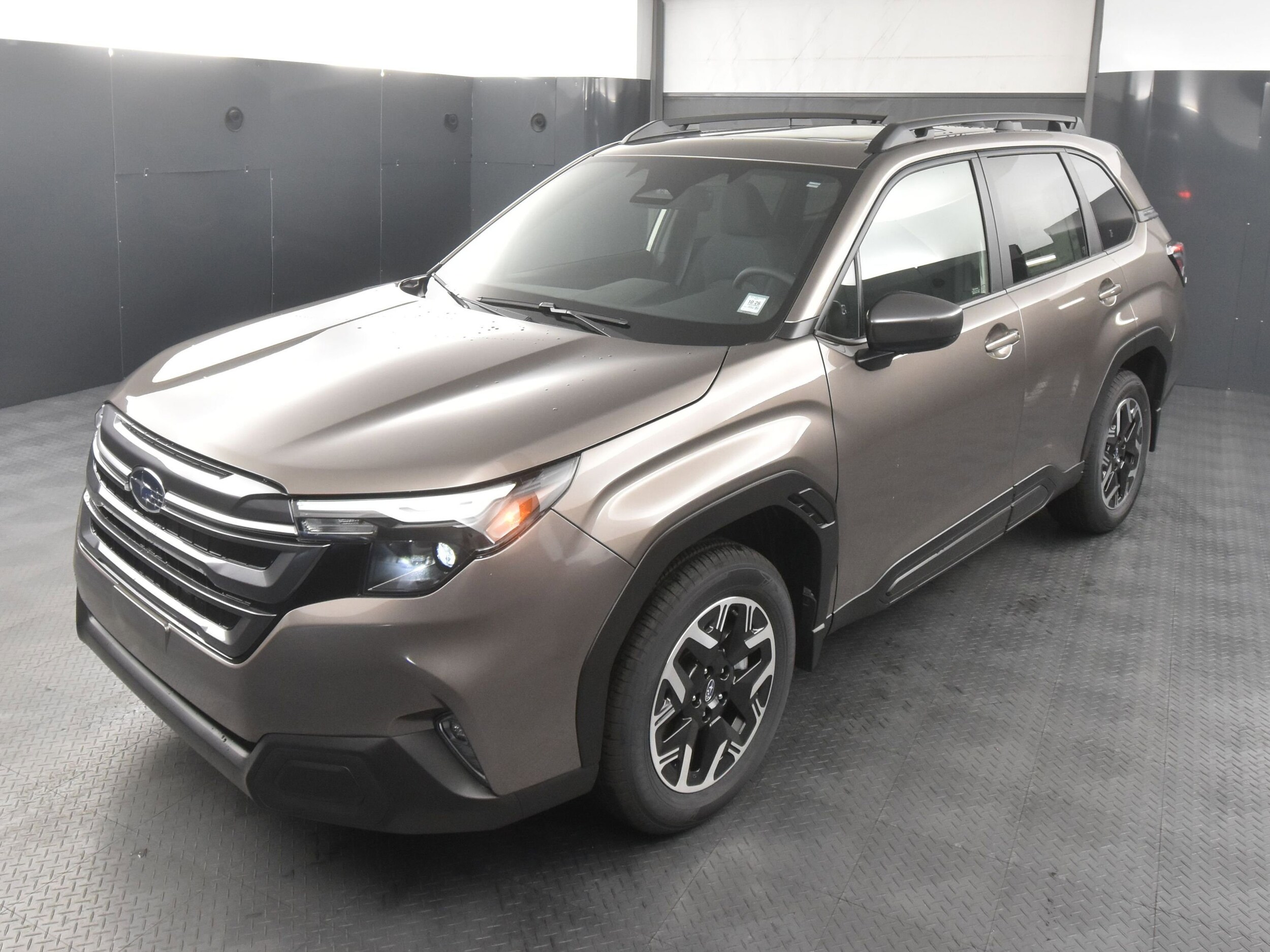 2025 Subaru Forester Premium photo 2