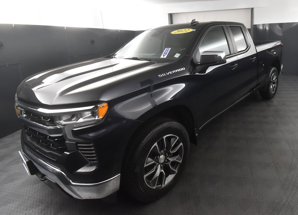 Used 2022 Chevrolet Silverado 1500 LT Truck Double Cab