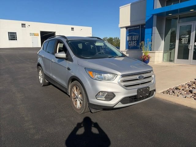 Used 2018 Ford Escape SE with VIN 1FMCU0GDXJUA40327 for sale in Webster, NY