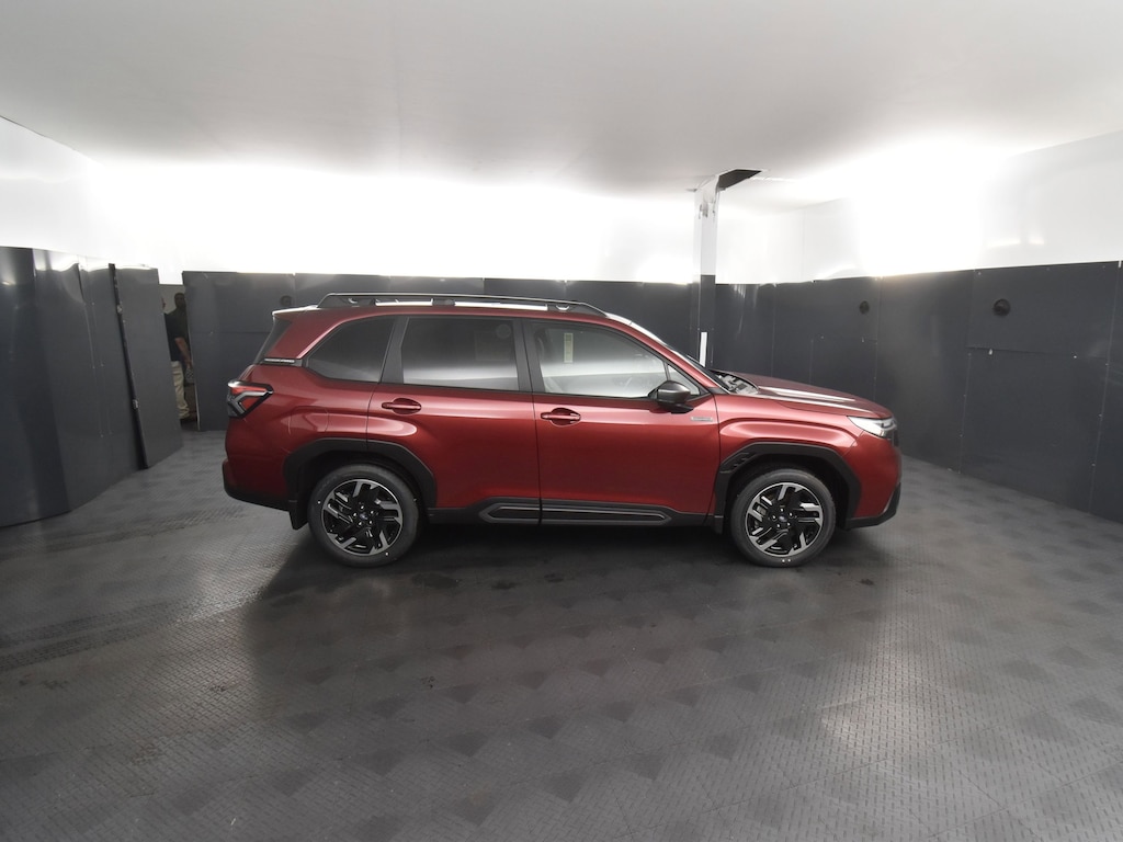 New 2025 Subaru Forester Hybrid Limited SUV