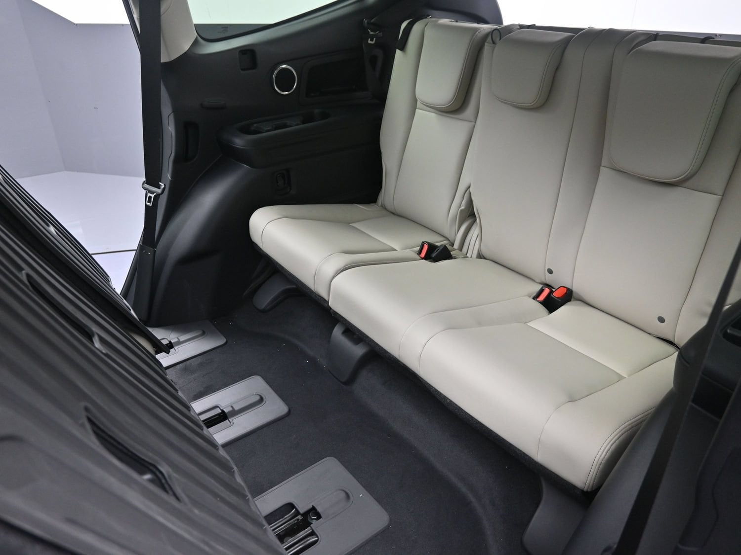 2026 Subaru Ascent Limited - Photo 33