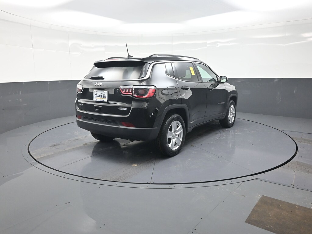 Used 2022 Jeep Compass Latitude SUV