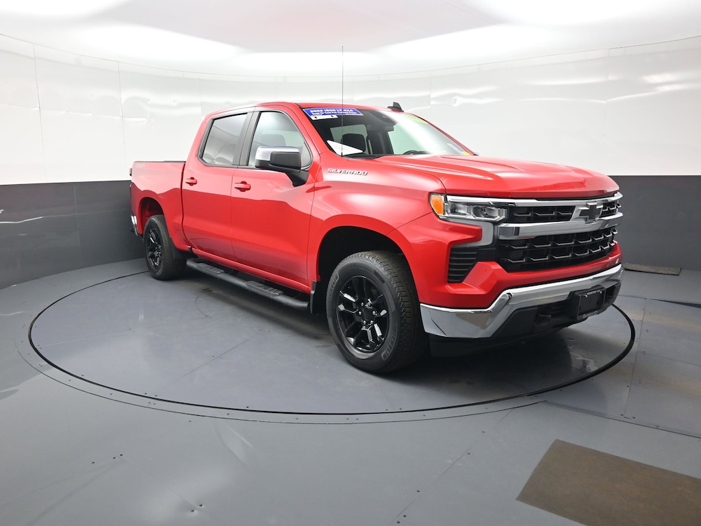 Used 2022 Chevrolet Silverado 1500 LT Truck Crew Cab