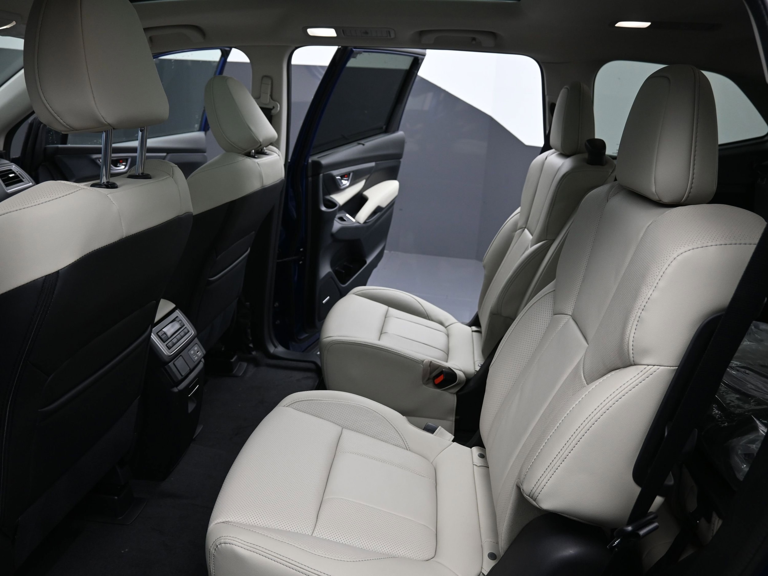 2026 Subaru Ascent Limited - Photo 31