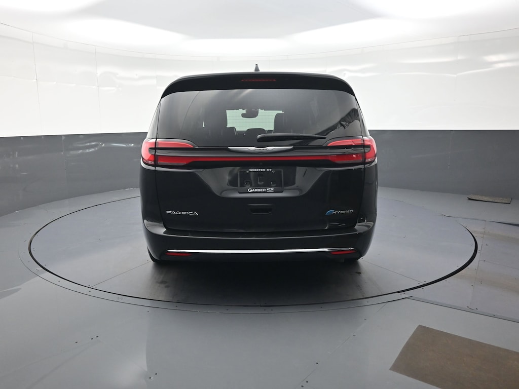 Used 2023 Chrysler Pacifica Hybrid Limited Van Passenger Van