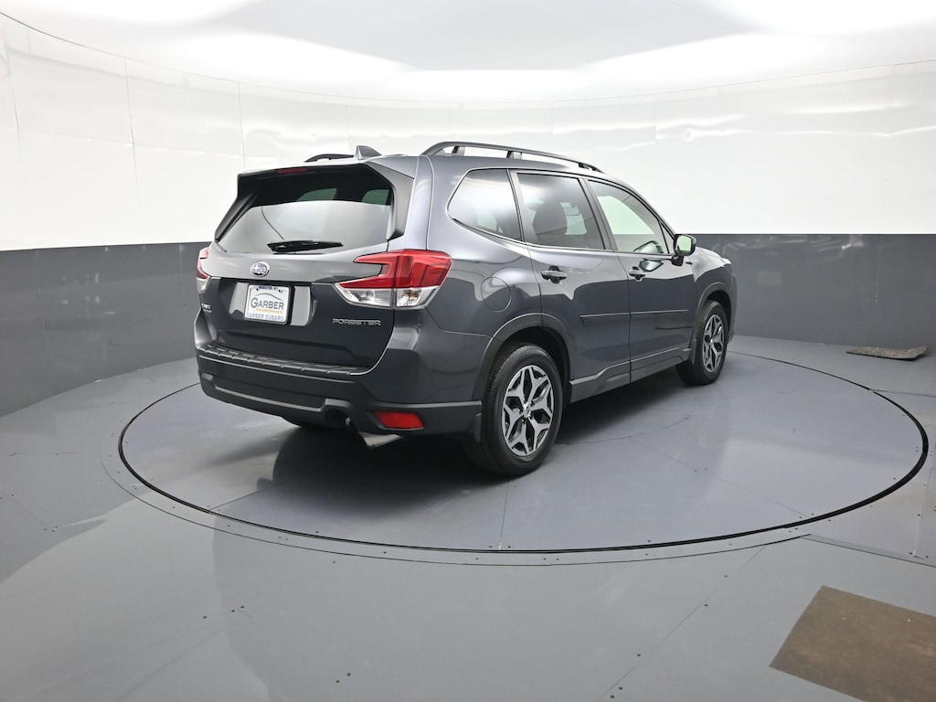 Used 2023 Subaru Forester Premium SUV