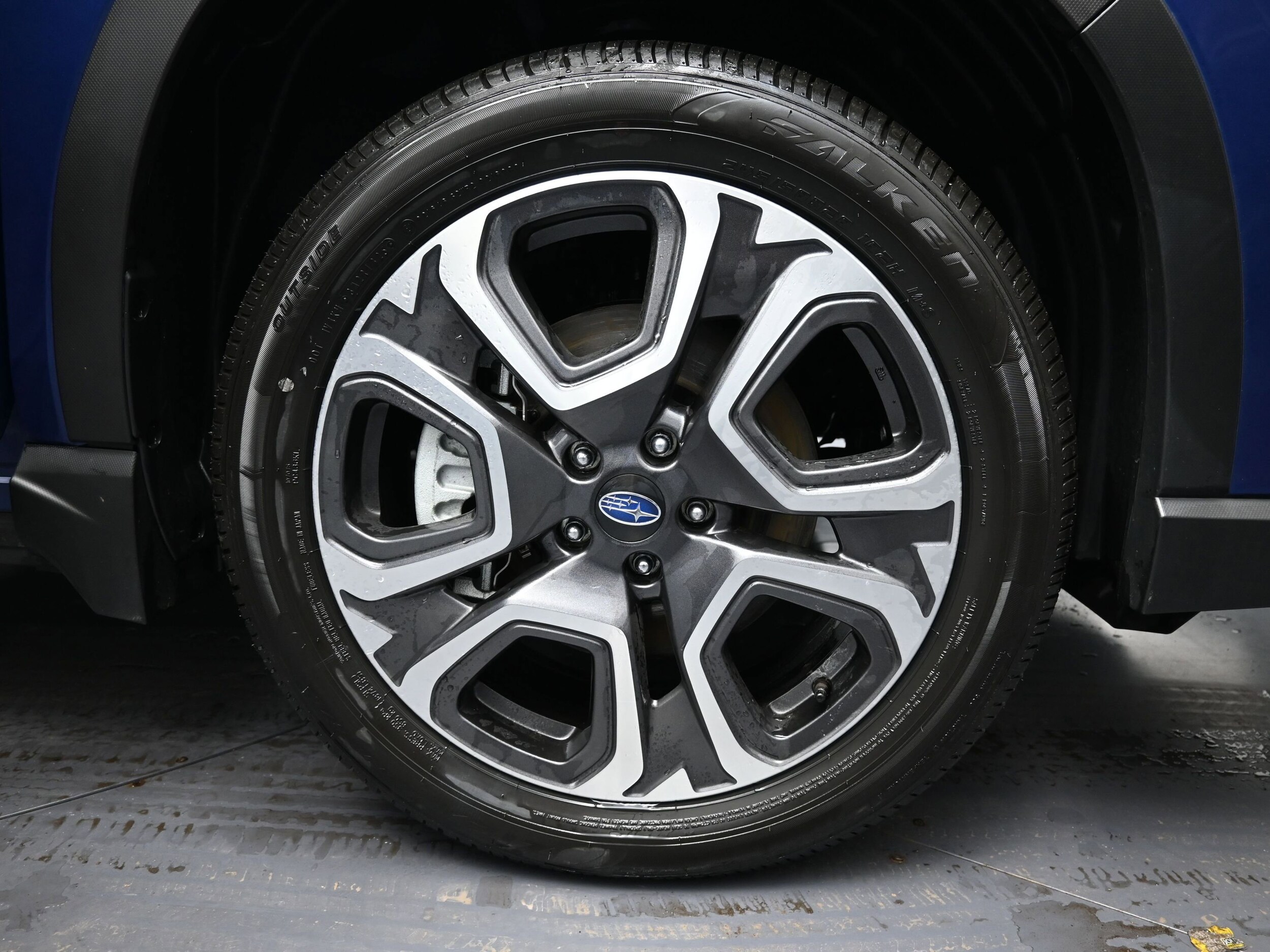 2026 Subaru Ascent Limited - Photo 17