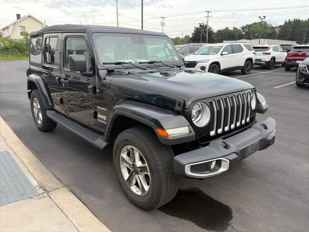 Used 2022 Jeep Wrangler Unlimited Sahara SUV