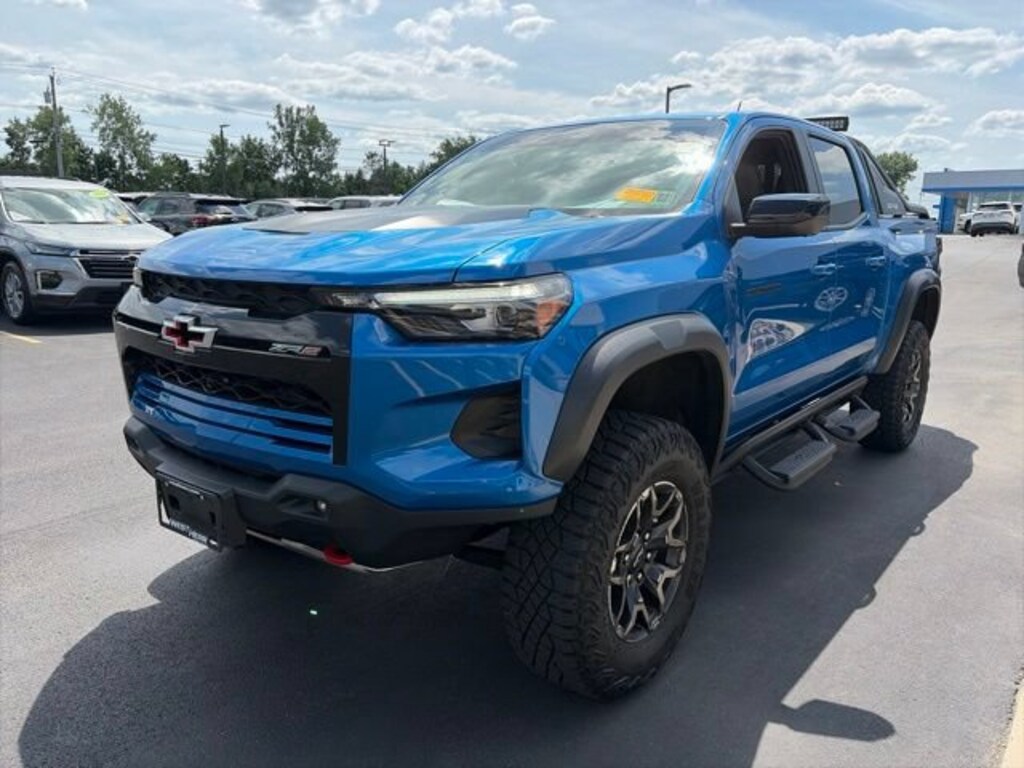 Used 2024 Chevrolet Colorado ZR2 Truck Crew Cab