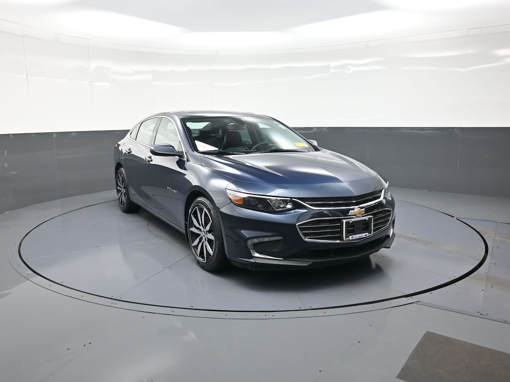Used 2017 Chevrolet Malibu LT Sedan