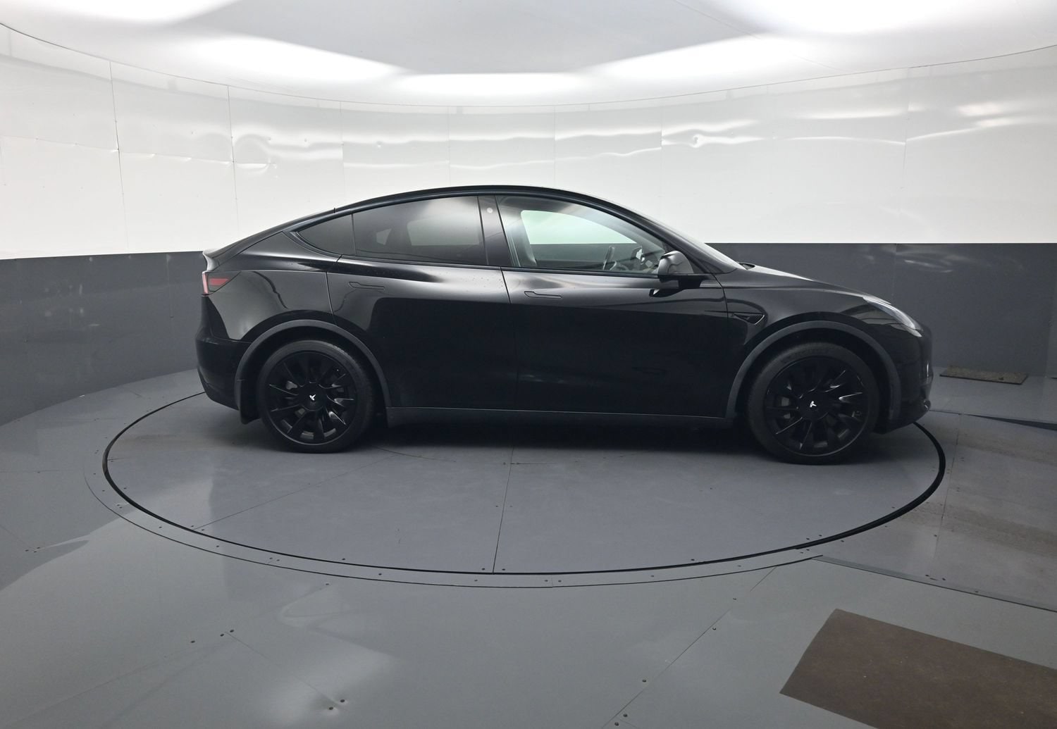 Used 2021 Tesla Model Y Long Range with VIN 5YJYGDEE3MF107934 for sale in Webster, NY