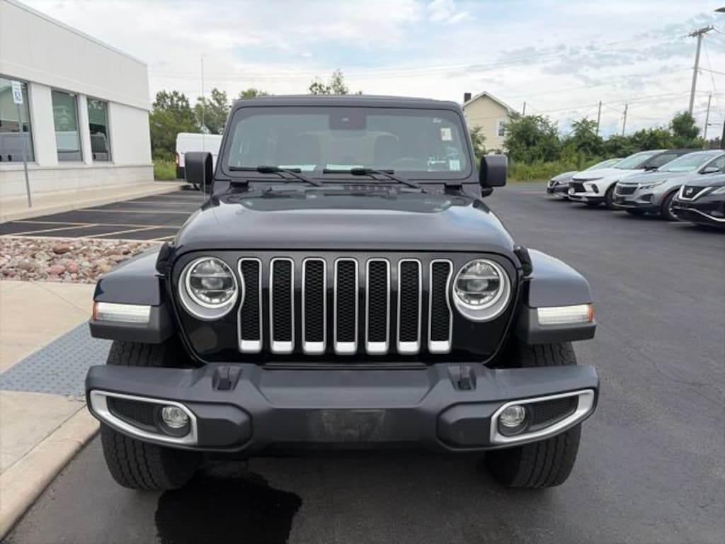 Used 2022 Jeep Wrangler Unlimited Sahara SUV